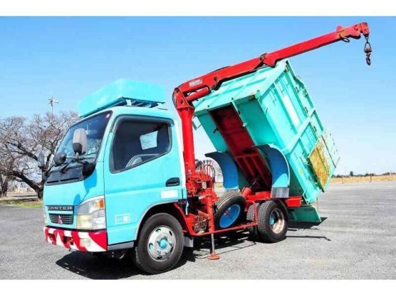MITSUBISHI CANTER