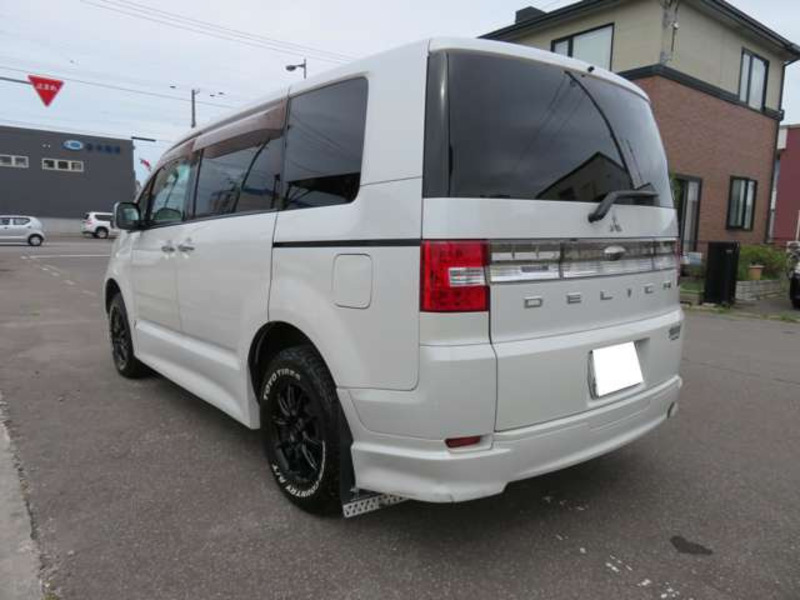 DELICA D5