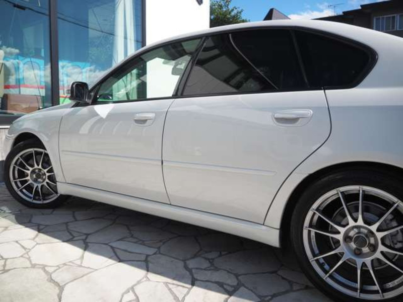 LEGACY B4