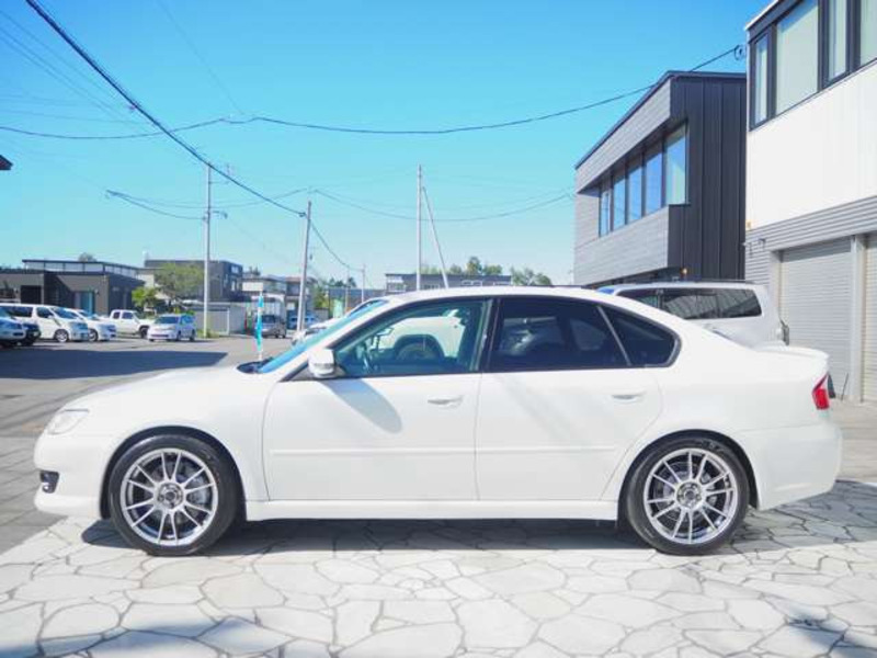 LEGACY B4