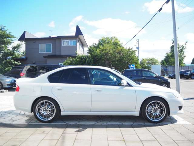 LEGACY B4