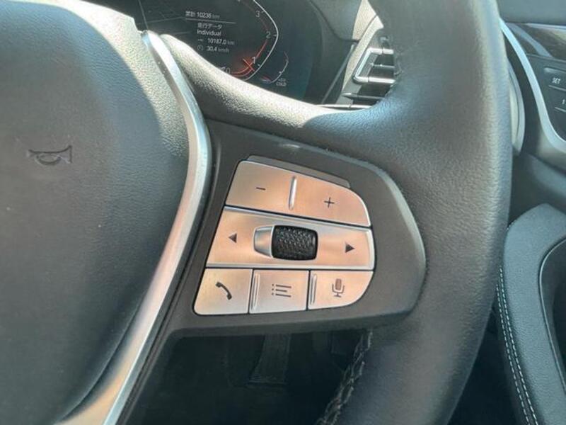 X3
