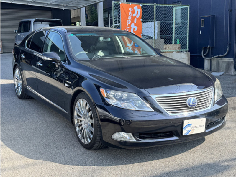 LEXUS LS