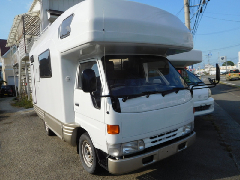 TOYOTA CAMROAD