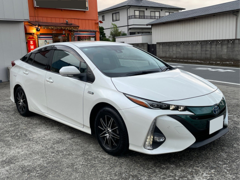 PRIUS PHV