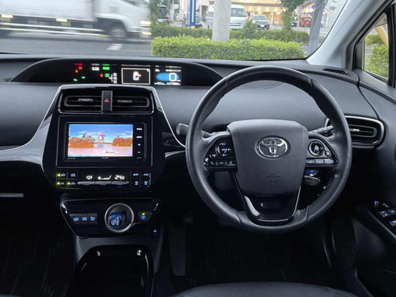 PRIUS PHV