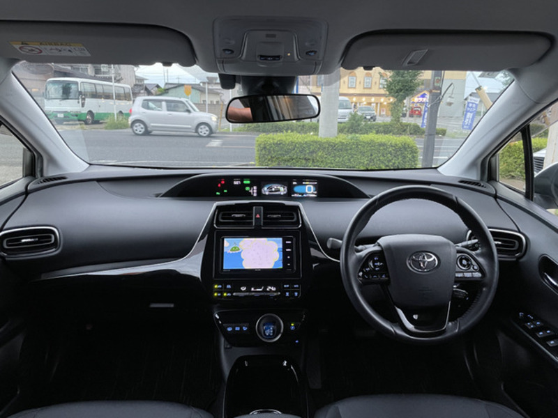 PRIUS PHV