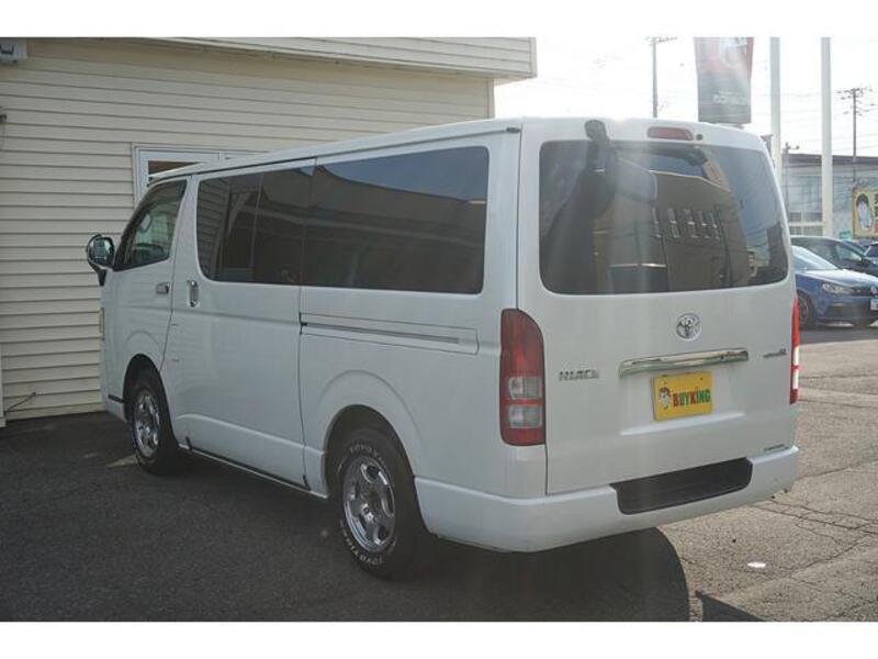 HIACE VAN