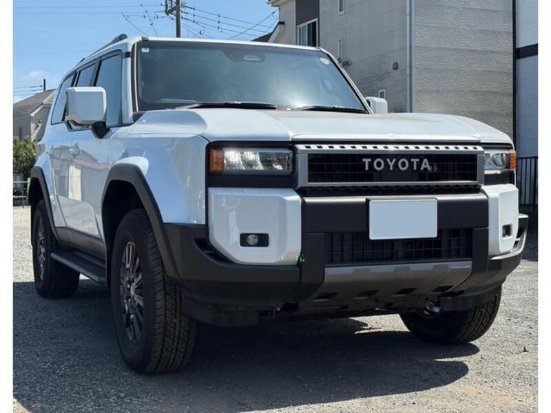 TOYOTA LAND CRUISER 250