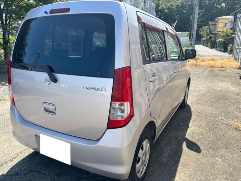 WAGON R