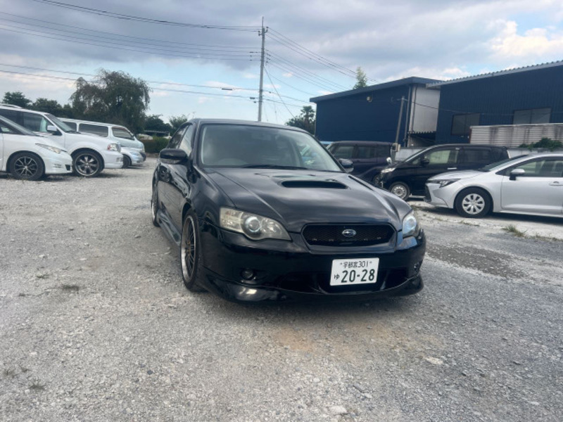 SUBARU LEGACY B4