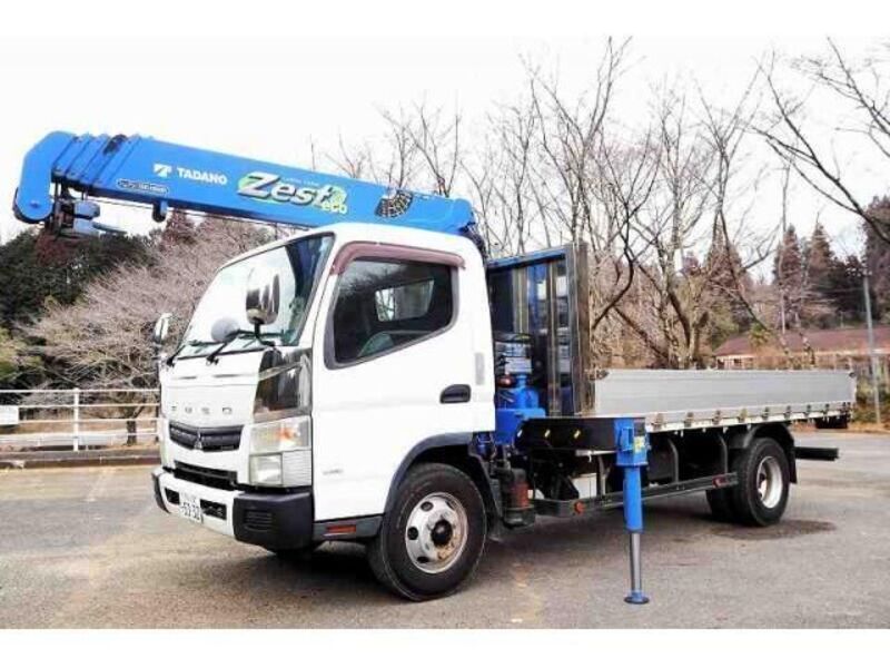 MITSUBISHI CANTER