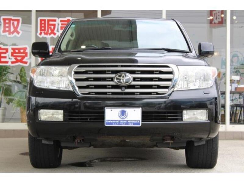 LAND CRUISER
