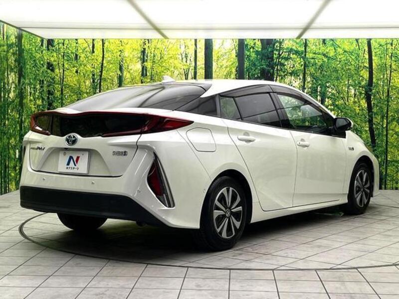 PRIUS PHV