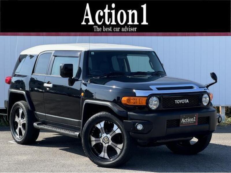 TOYOTA FJ CRUISER