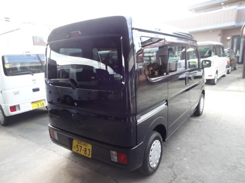 MINICAB VAN