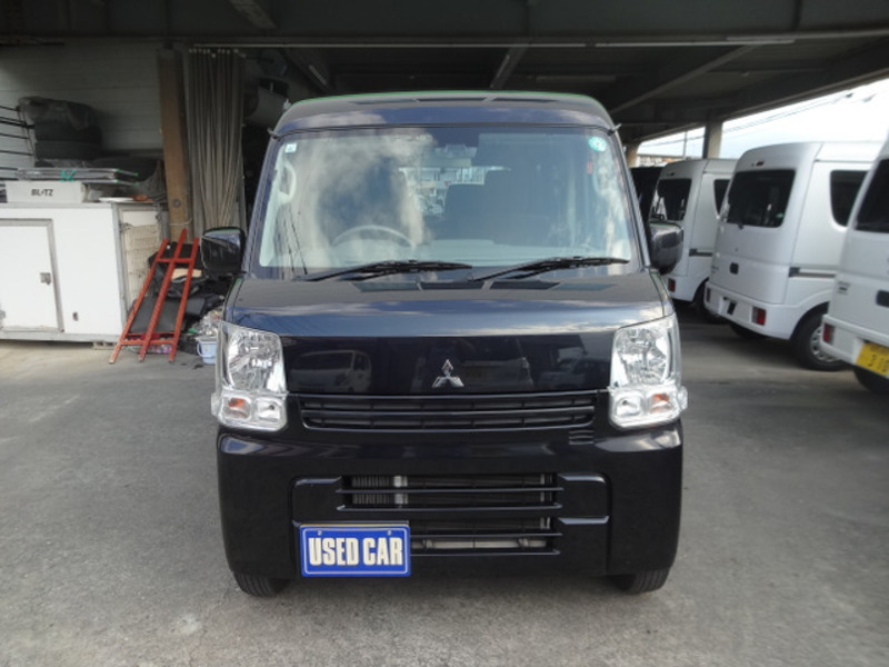 MINICAB VAN