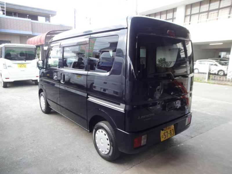 MINICAB VAN