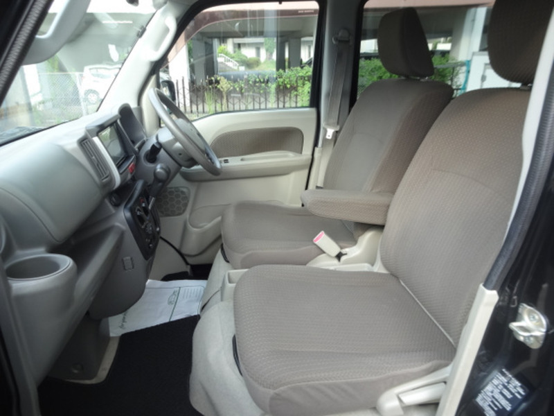 MINICAB VAN