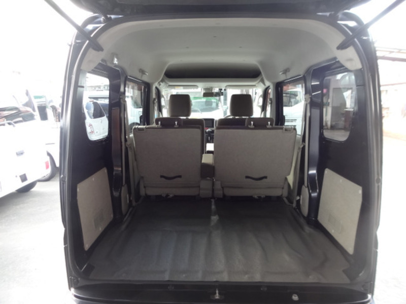 MINICAB VAN