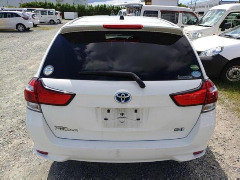 COROLLA FIELDER