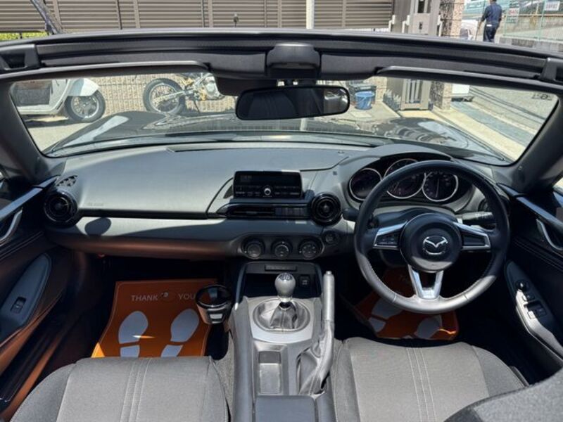 ROADSTER