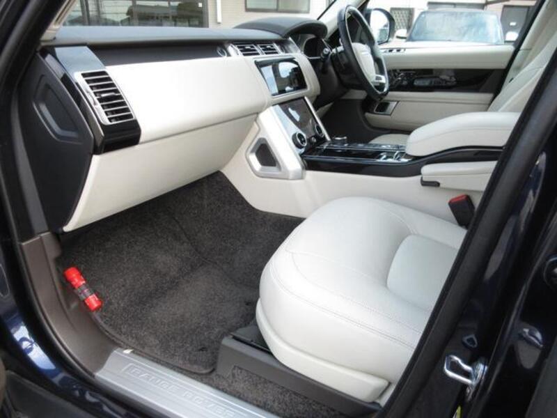RANGE ROVER