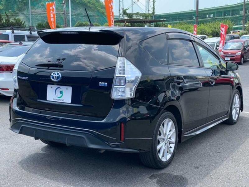 PRIUS ALPHA