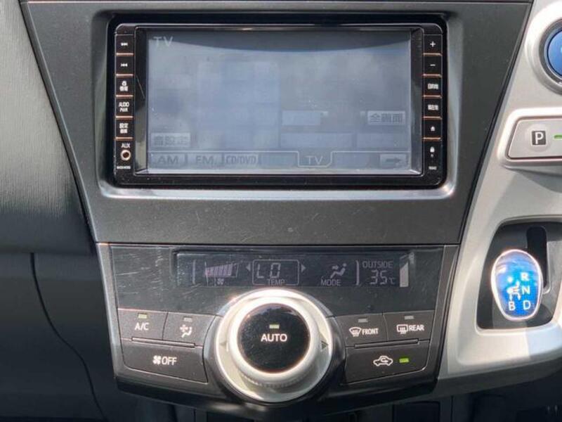 PRIUS ALPHA