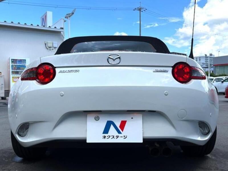 ROADSTER