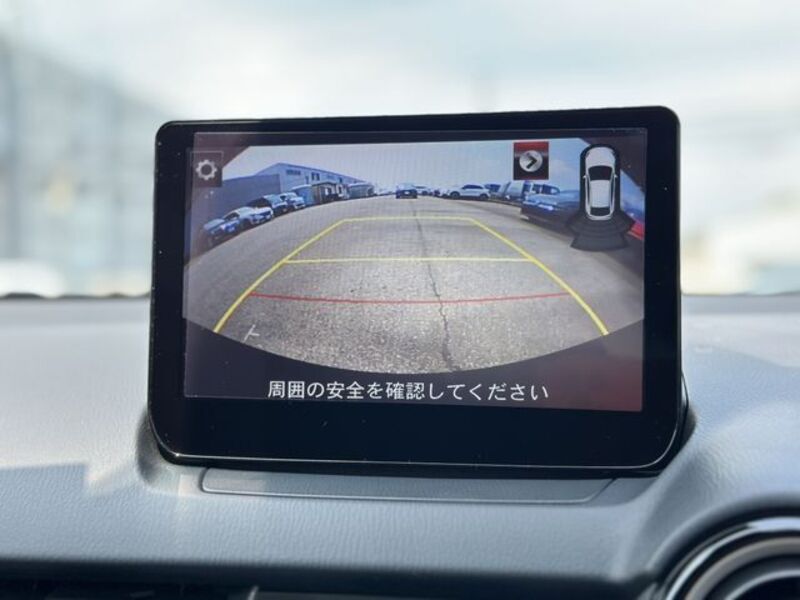 MAZDA2
