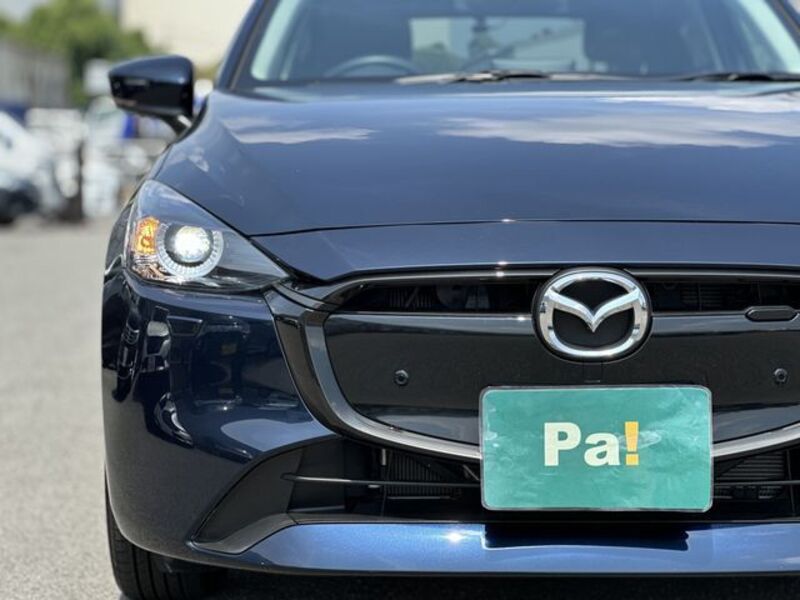 MAZDA2