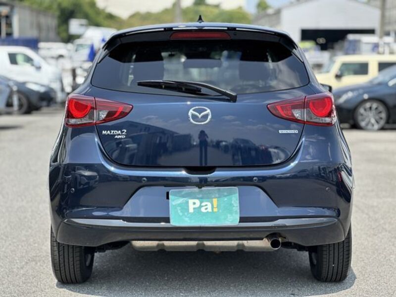 MAZDA2
