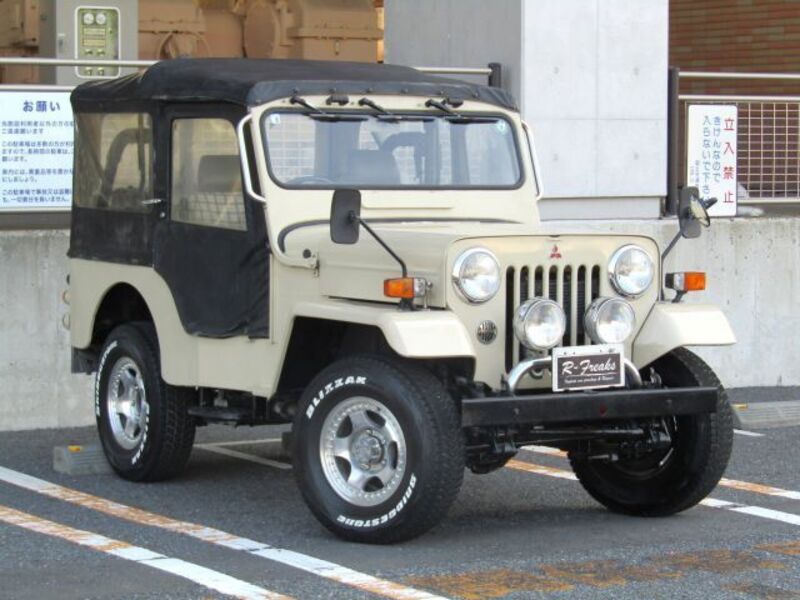 MITSUBISHI JEEP