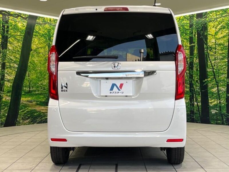 N BOX