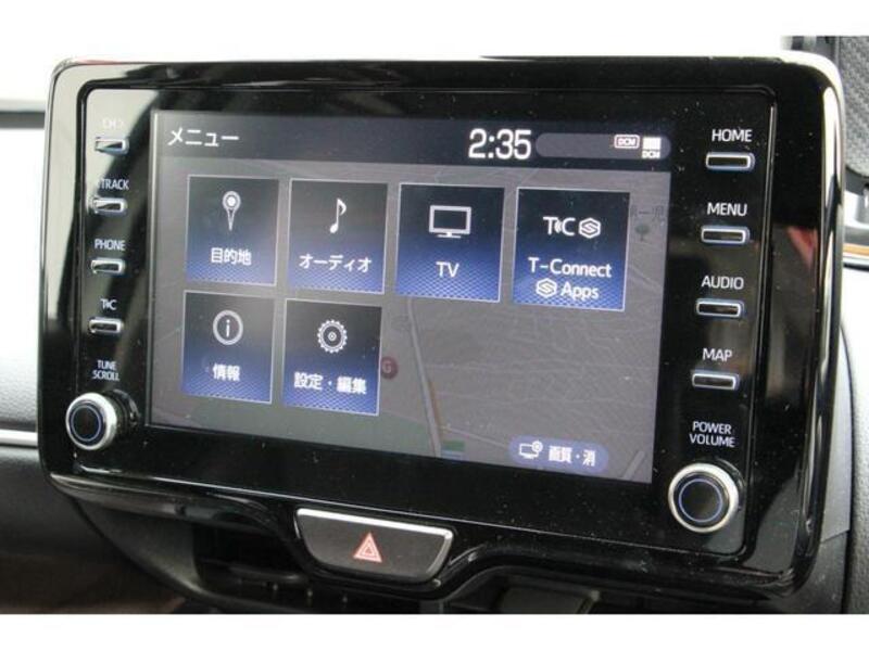 YARIS CROSS