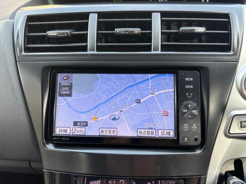 PRIUS ALPHA