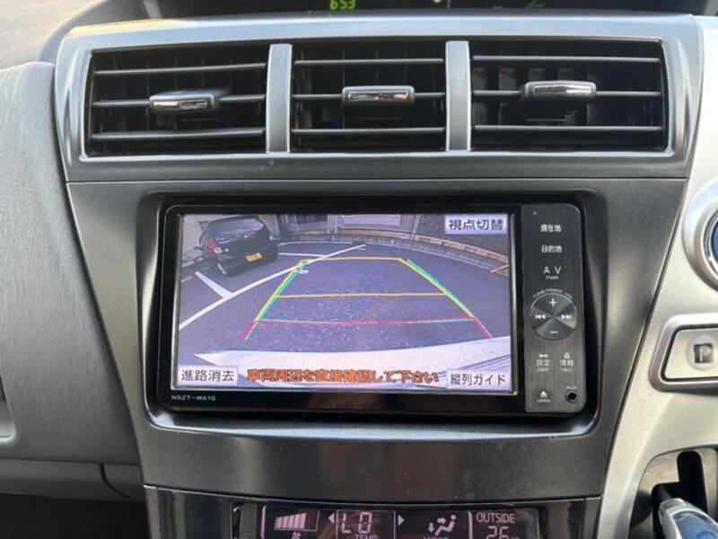 PRIUS ALPHA