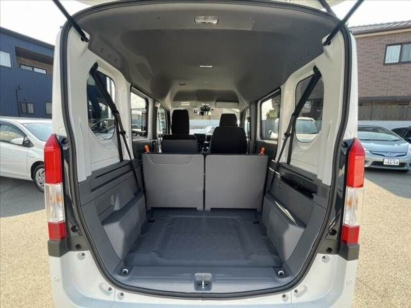 N-VAN