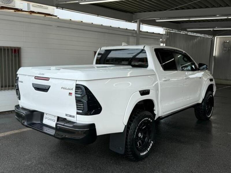 HILUX