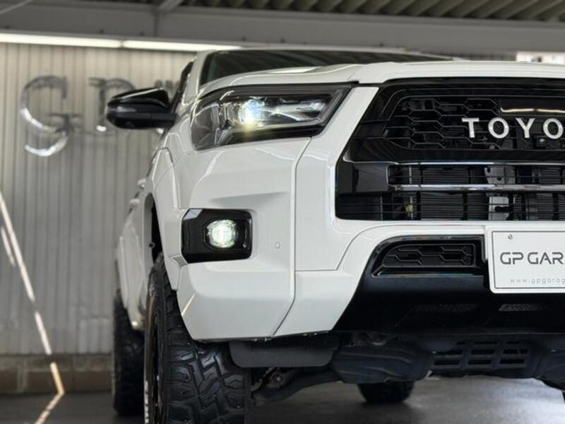 HILUX