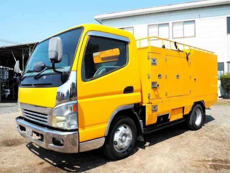 MITSUBISHI CANTER