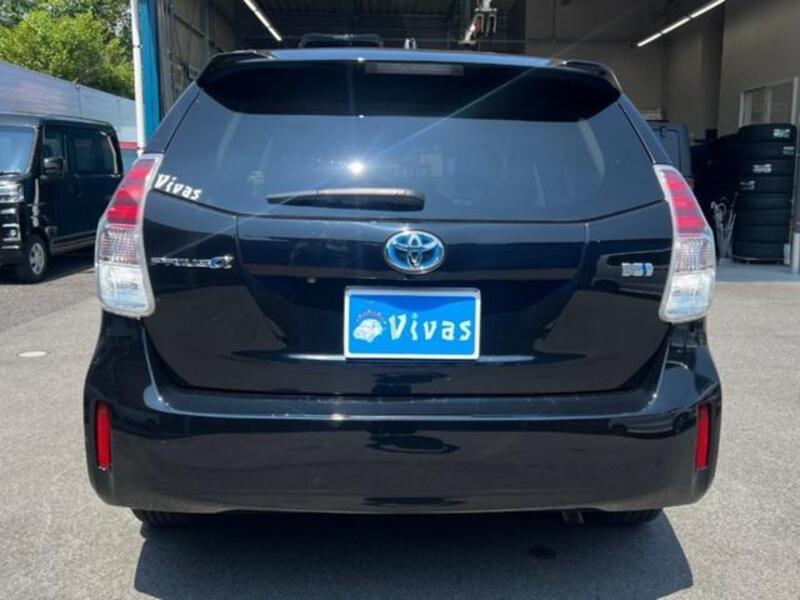 PRIUS ALPHA