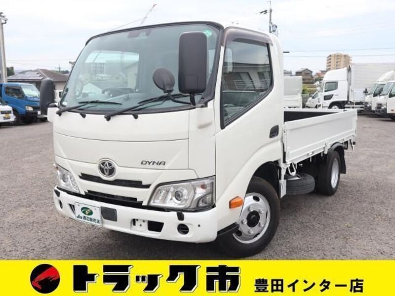 TOYOTA DYNA