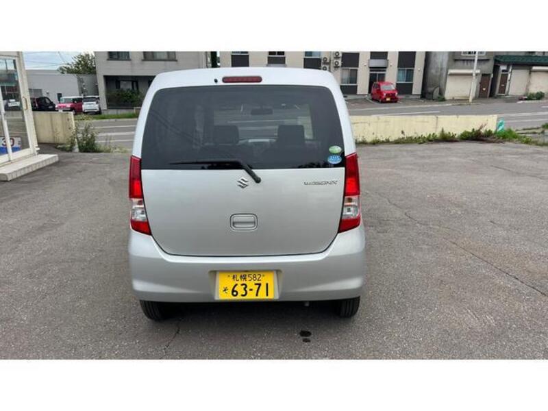 WAGON R