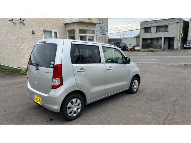 WAGON R