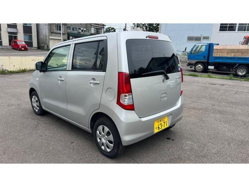 WAGON R