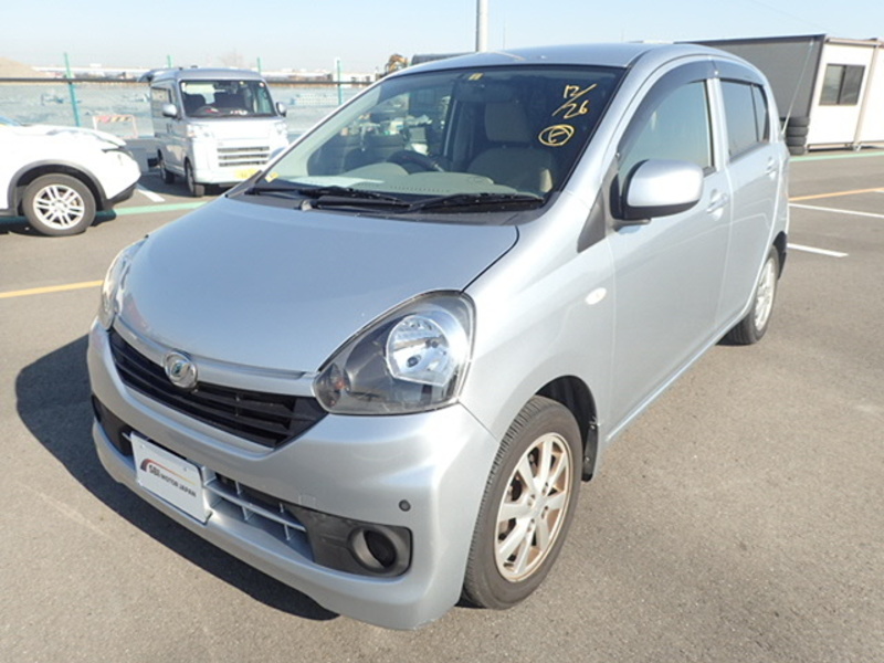 Daihatsu mira la300s