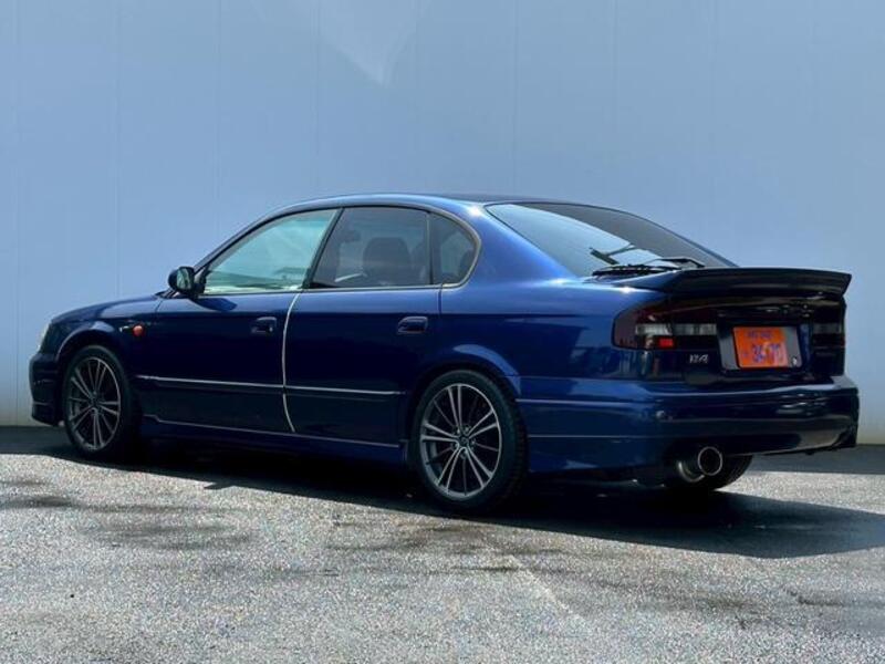 LEGACY B4