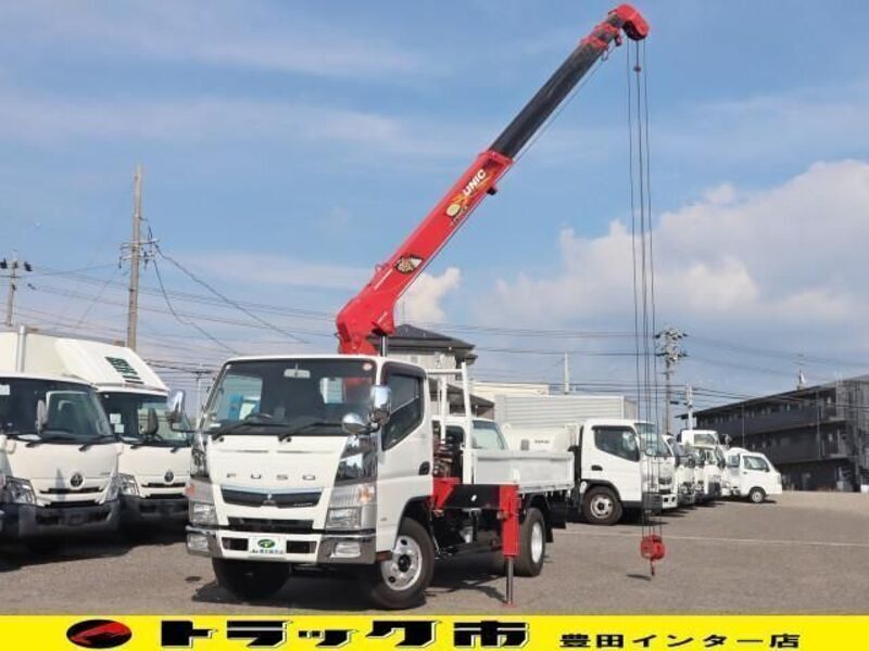 MITSUBISHI CANTER